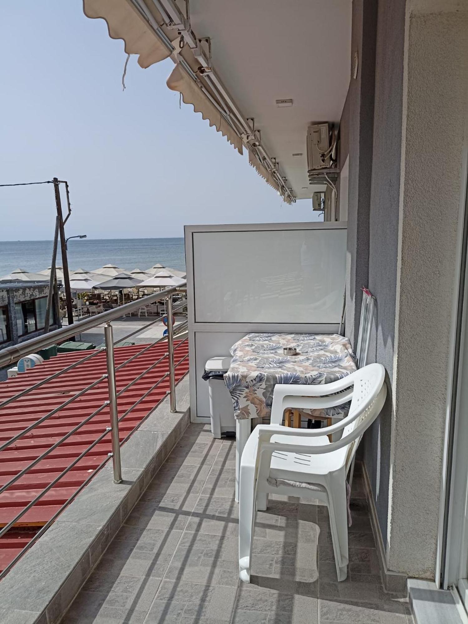 Aktis Sea View Studios Peraia  ภายนอก รูปภาพ